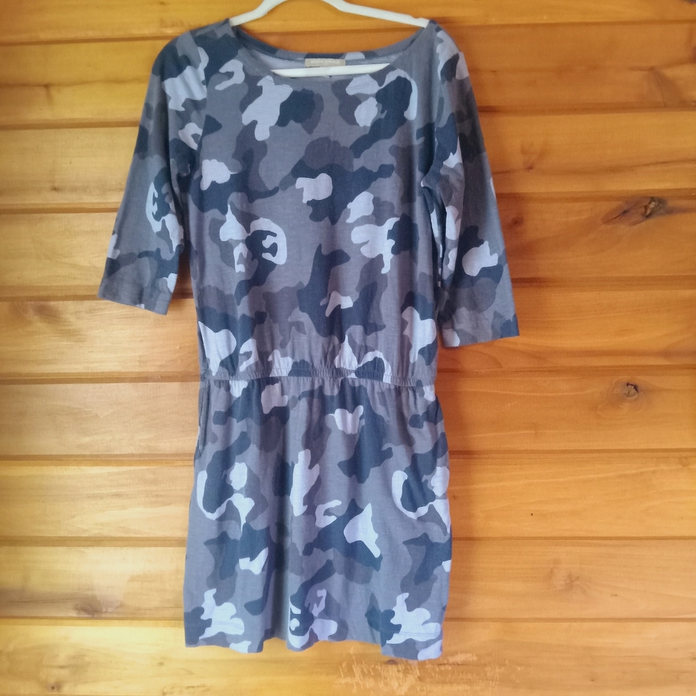 Banana Republic Small Camo Print Dress Drawstring Waist.